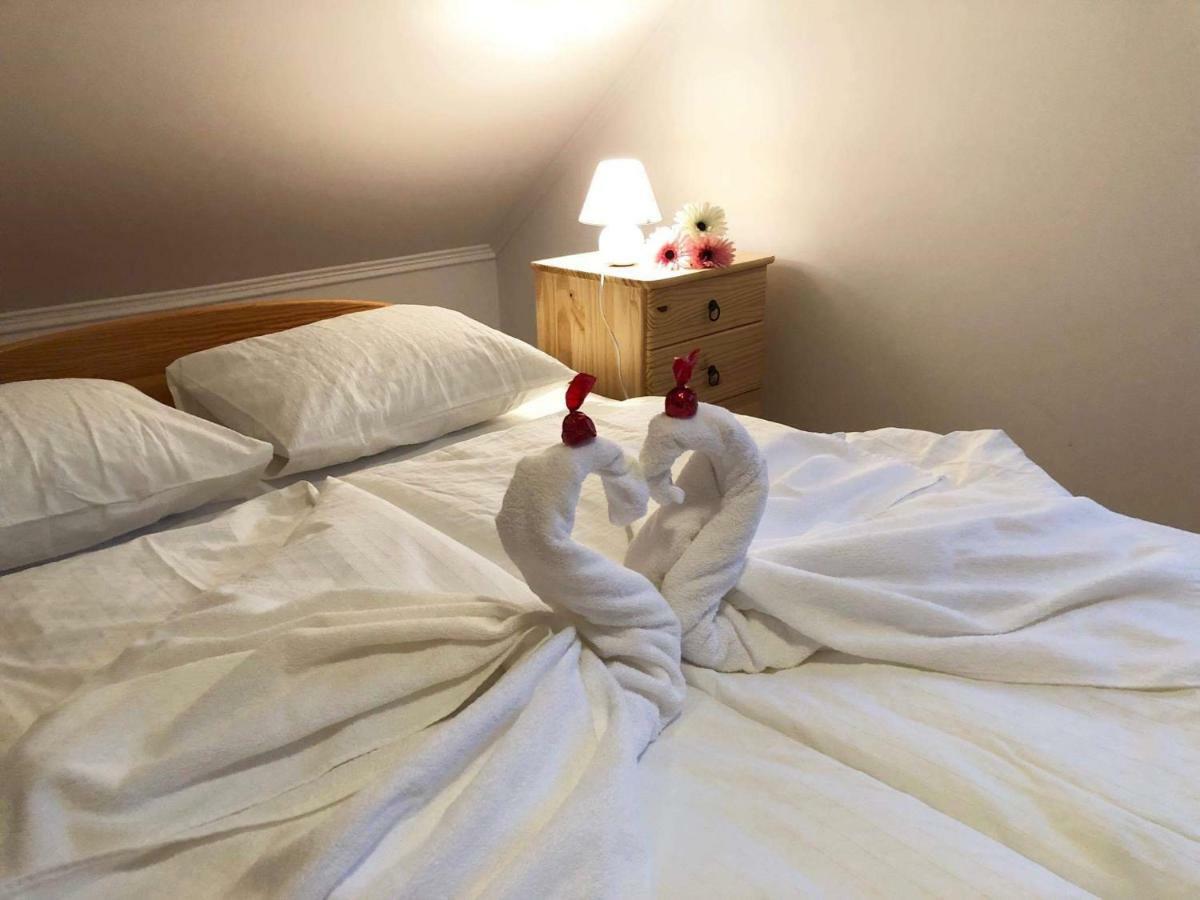 Rege Apartman Alsóörs Zewnętrze zdjęcie