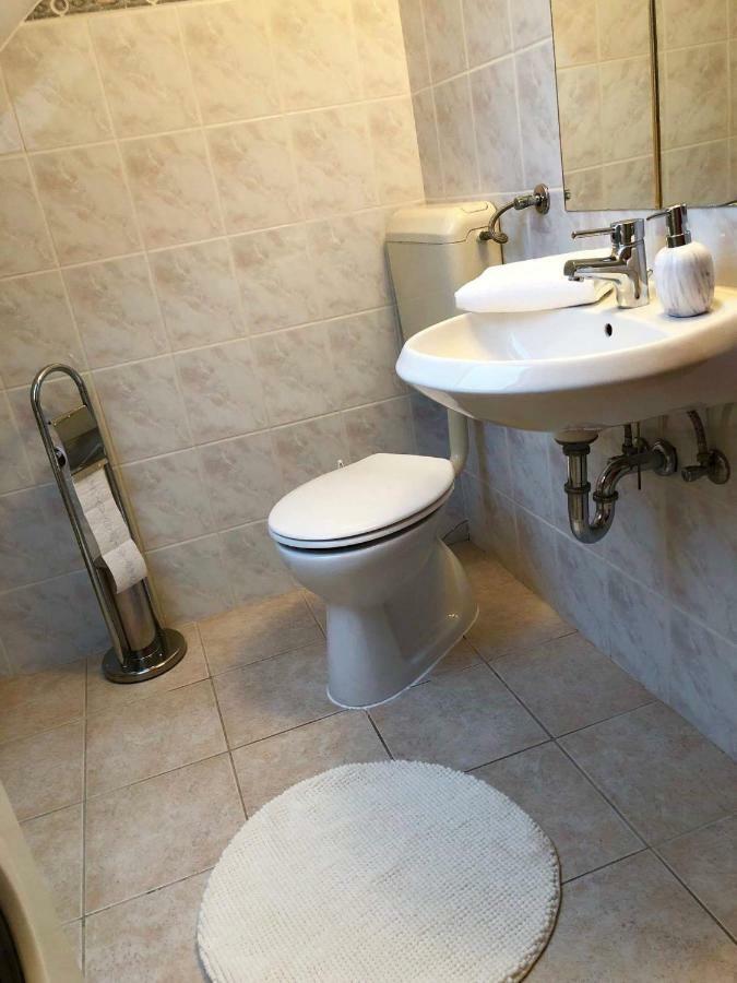Rege Apartman Alsóörs Zewnętrze zdjęcie
